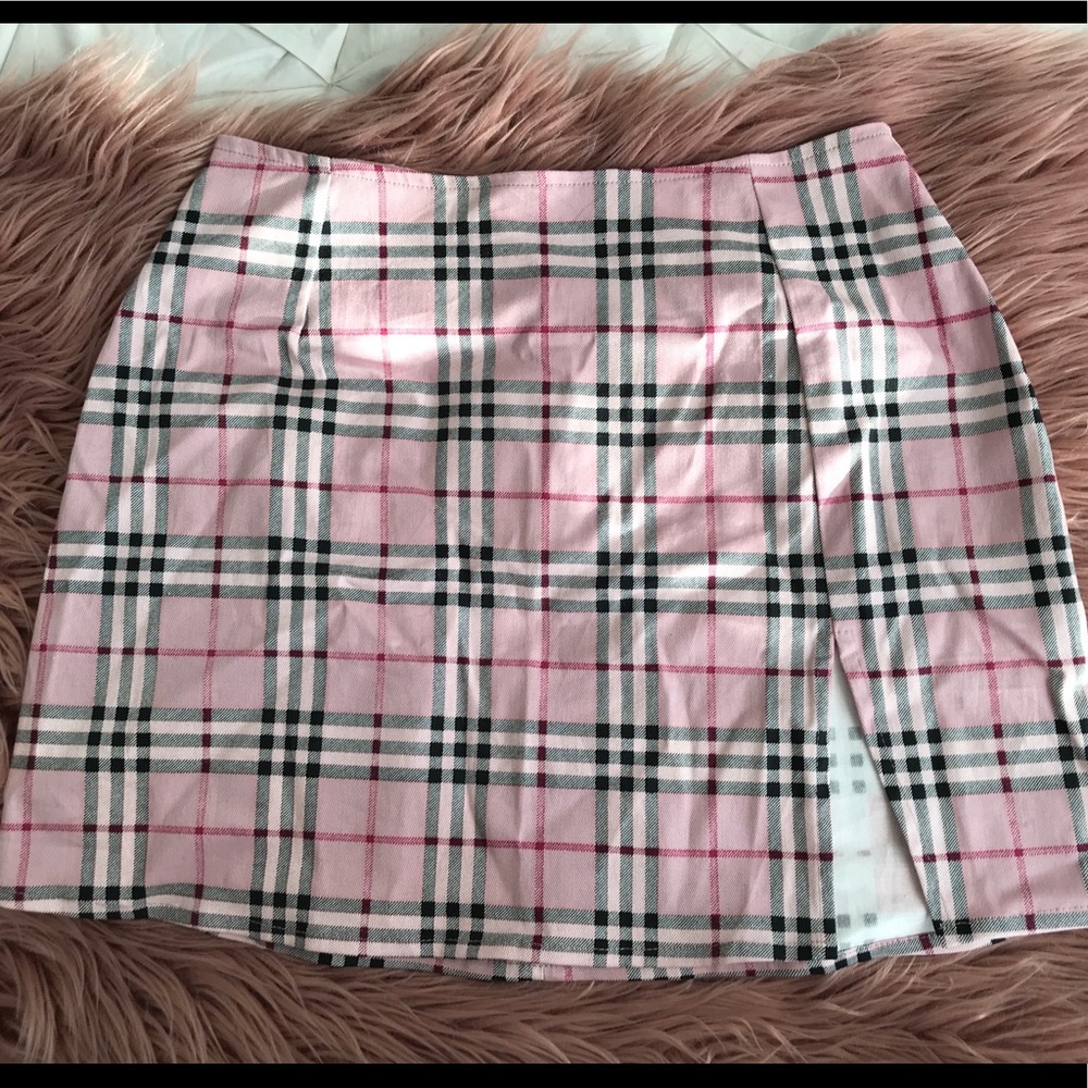 Pink plaid mini skirt